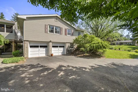 $699,900 | 8807 Hawthorne Lane, Wyndmoor, PA 19038
