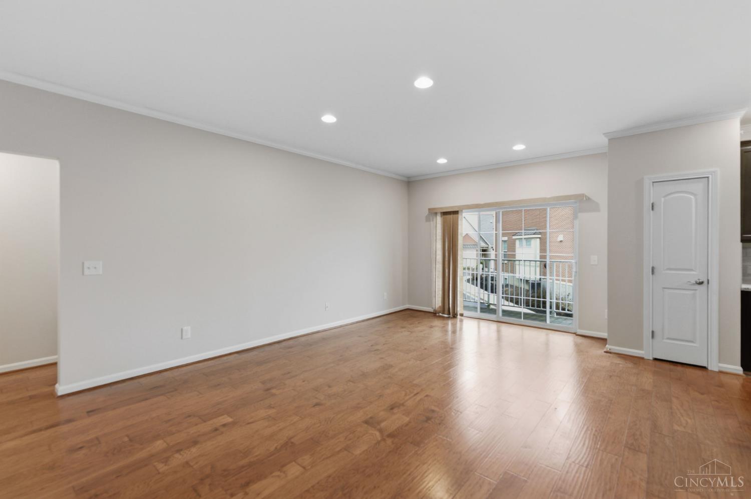 3390 Wasson Road, Unit A Cincinnati, OH 45209 - Photo 14 of 36 Gallery Image 14