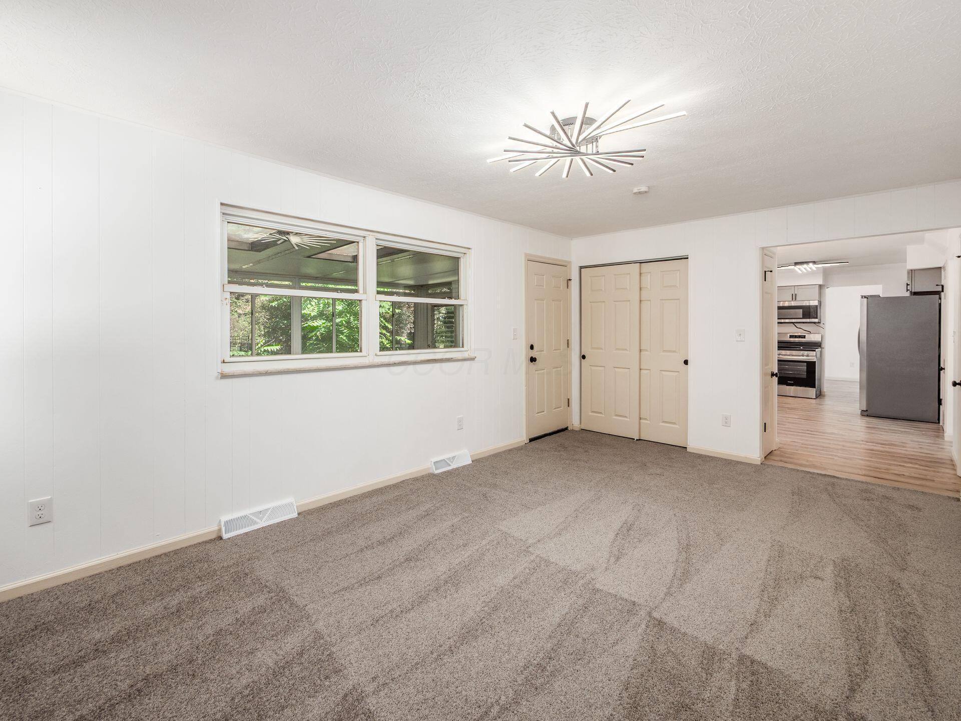 856 Cummington Road Columbus, OH 43213 - Photo 29 of 75 024_85f_A 856 Cummington 056a