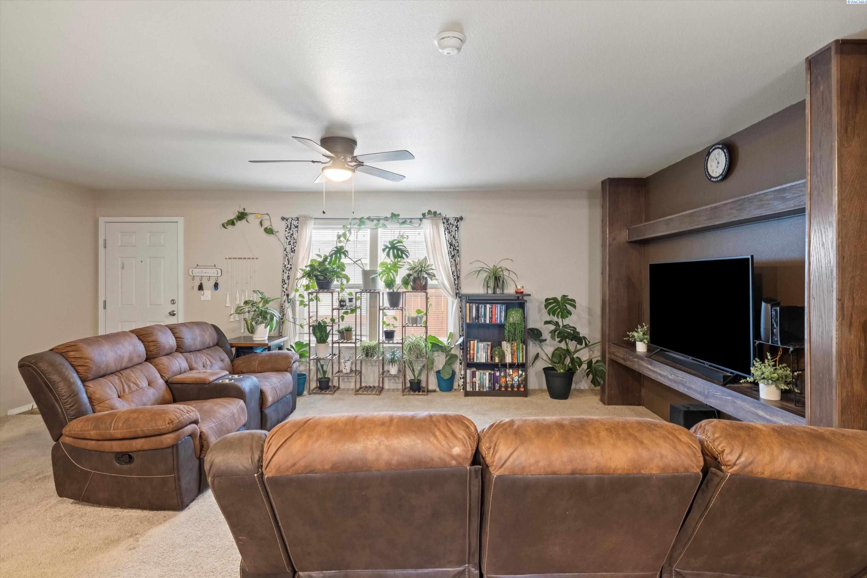 200802 East Game Farm Road, Unit 96 Kennewick, WA 99337 - Photo 10 of 38 Gallery Image 10