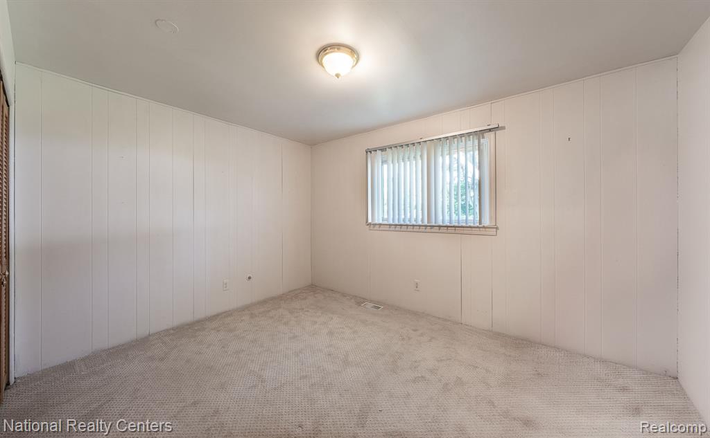 801 West Long Lake Road, Unit G1 Bloomfield Hills, MI 48302 - Photo 14 of 28