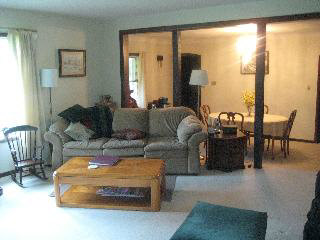 3949 Stewart Road Monroe, MI 48162 - Photo 5 of 13 629230-4.JPG