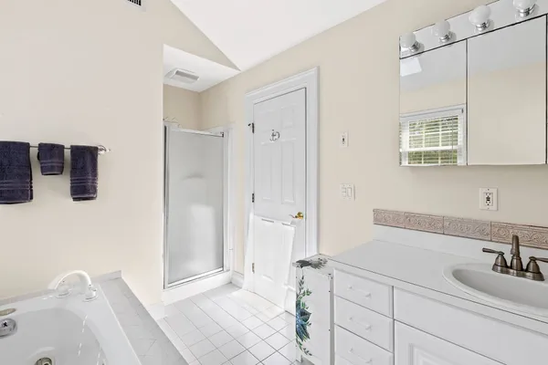 $35,000 | 50 Wooded Oak Lane, East Hampton, NY 11937