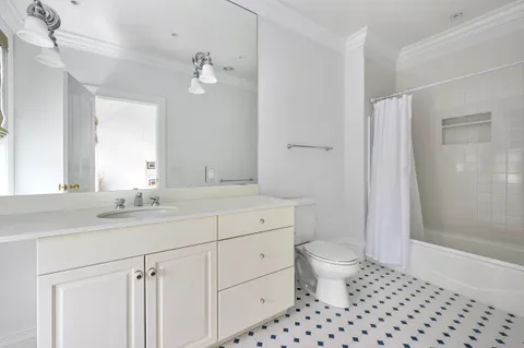$3,500,000 | 140 Seapuit Road, Osterville, MA 02655