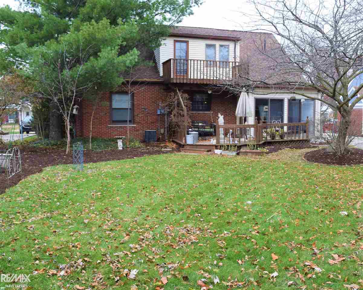 1541 Hawthorne Road Grosse Pointe, MI 48236 - Photo 8 of 48 See the 2nd floor patio