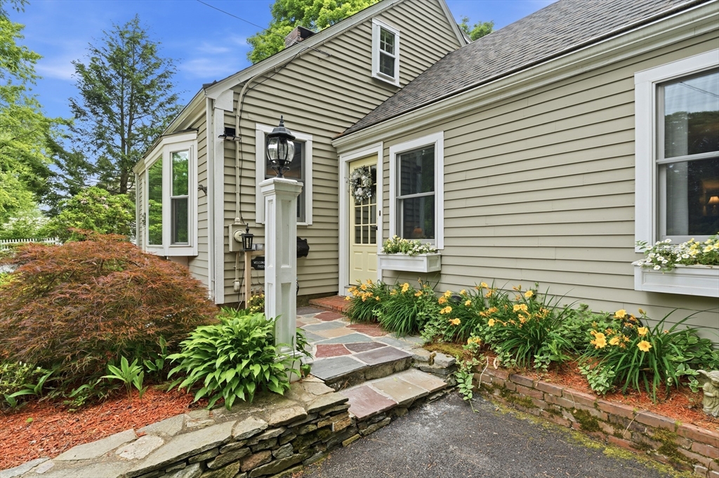 1115 Washington Street Canton, MA 02021 - Photo 4 of 38