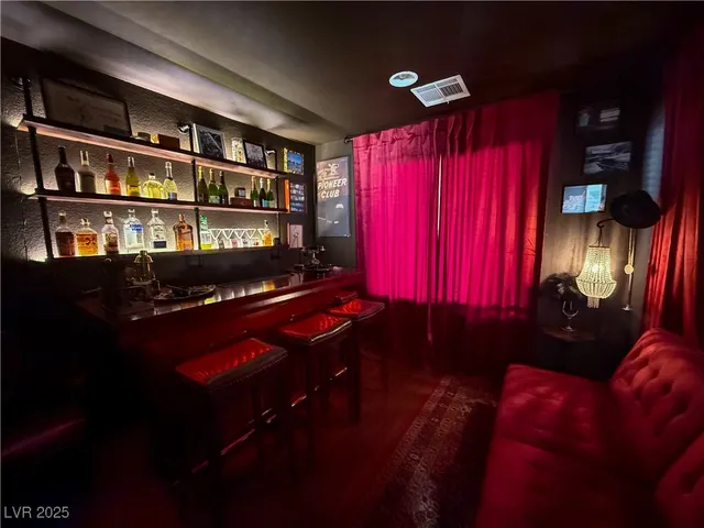 $3,255 | 10360 Cherokee Corner Avenue, Las Vegas, NV 89129