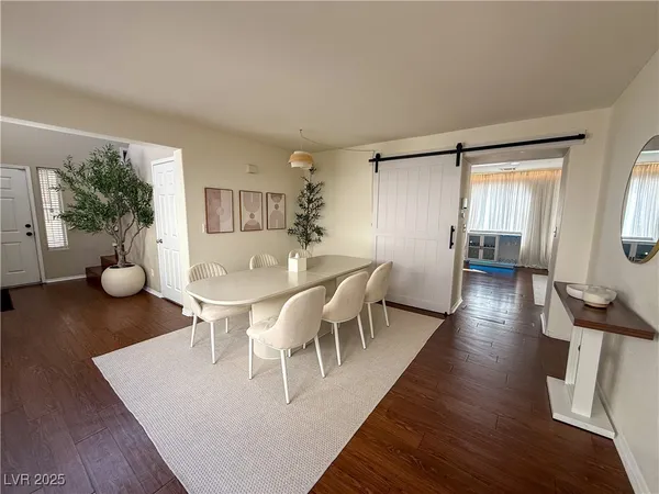 $3,255 | 10360 Cherokee Corner Avenue, Las Vegas, NV 89129