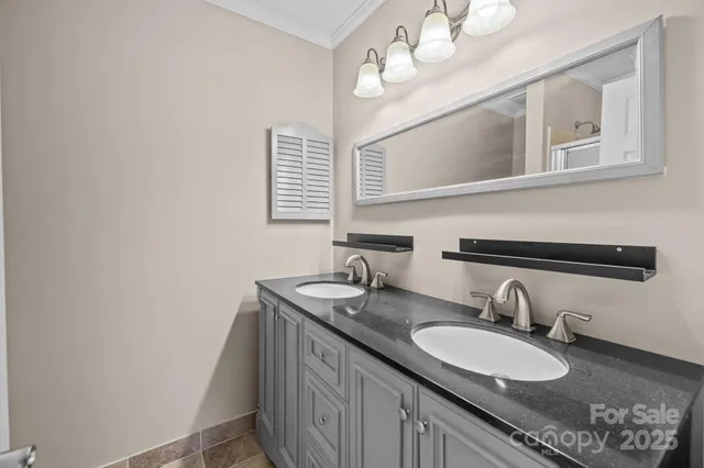 $270,000 | 7939 Charter Oak Lane, Charlotte, NC 28226