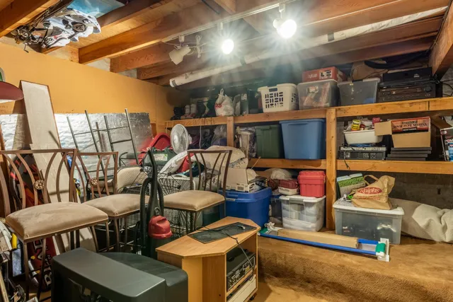 $1,150,000 | 221 Canyon Boulevard, Unit 206, Mammoth Lakes, CA 93546