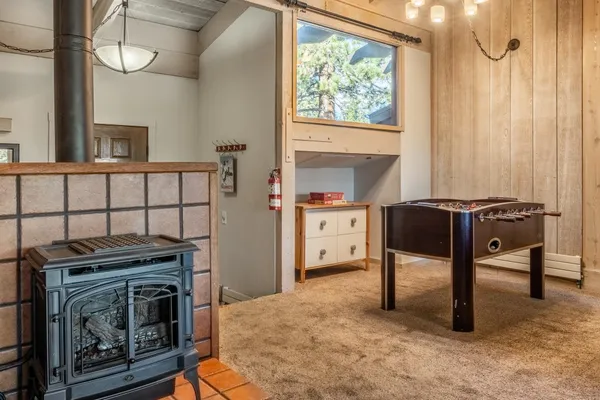 a view of a storage & utility room