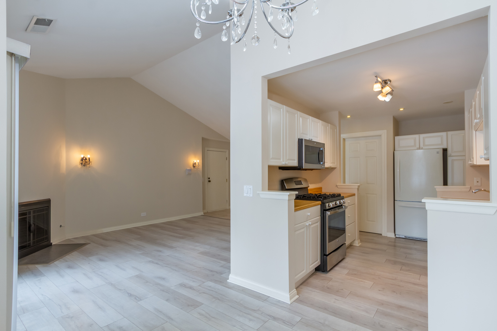 25 Superior Court, Unit L2 Schaumburg, IL 60193 - Photo 11 of 19