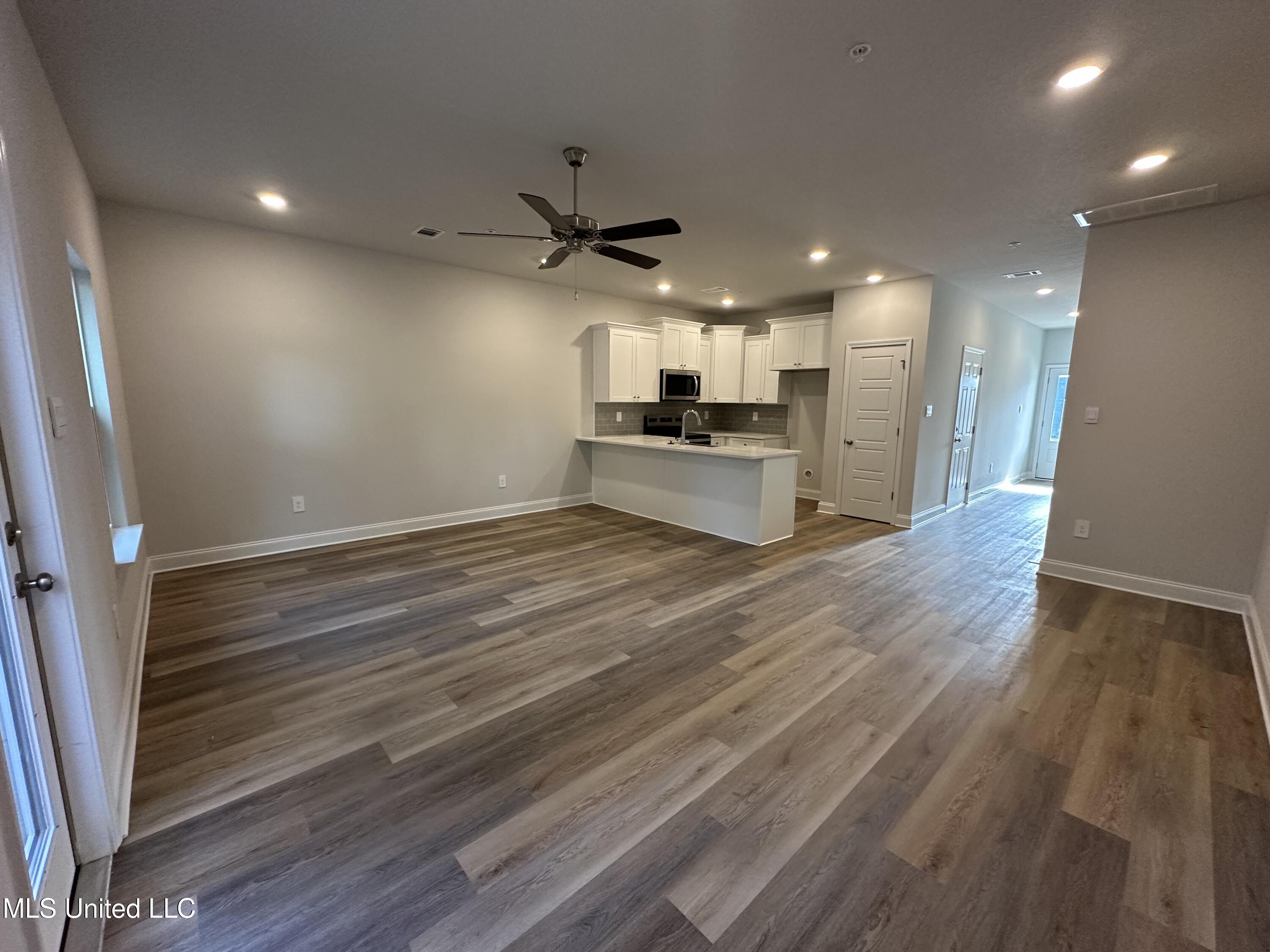 144 Debuys Road Biloxi, MS 39531 - Photo 2 of 9 IMG_1386