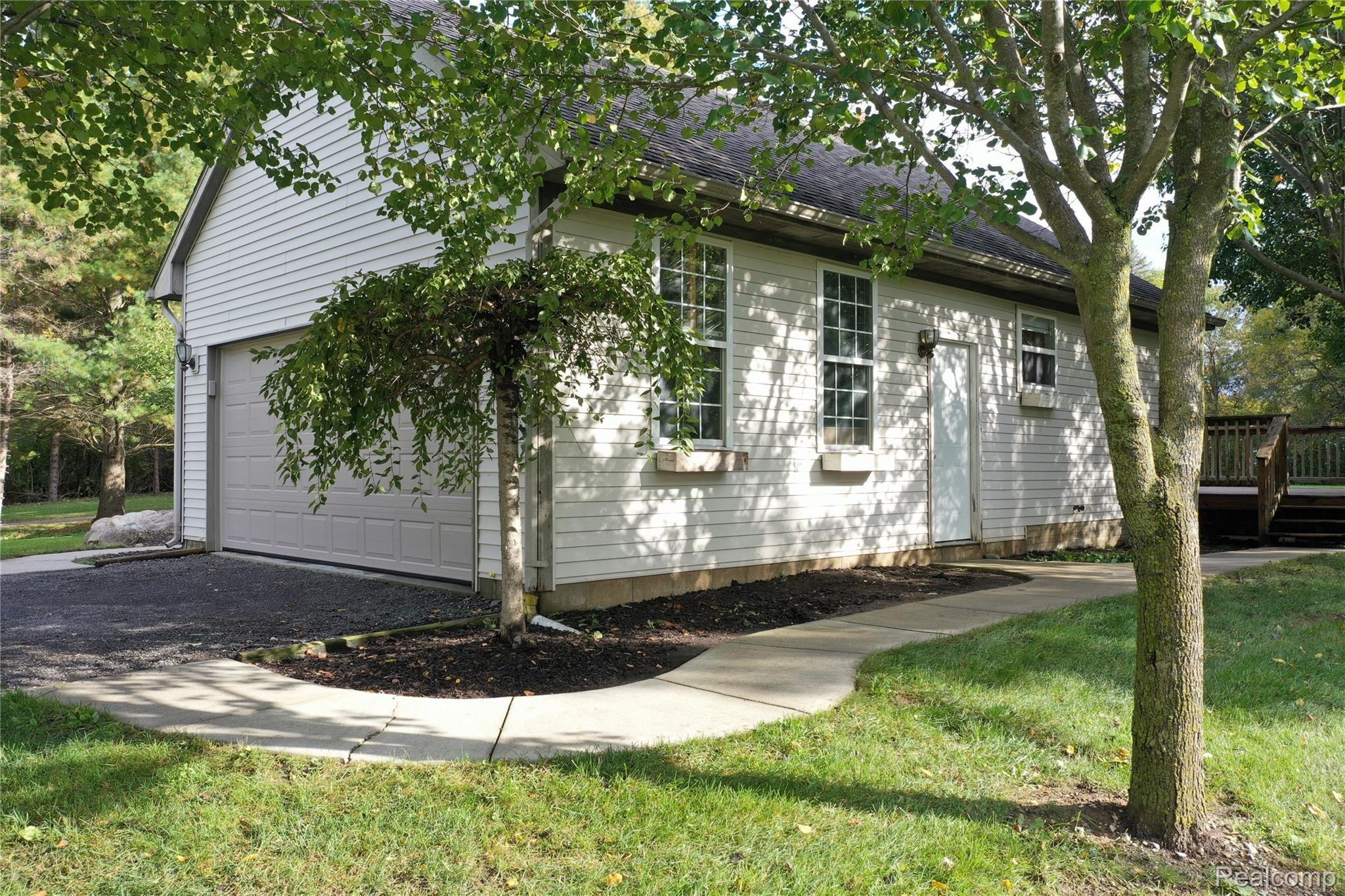11168 Green Road Goodrich, MI 48438 - Photo 3 of 25 org_f523b7d3d55e745a_1601843244000.jpg