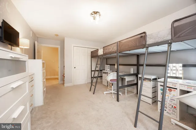 a view of kitchen and dining area with furniture