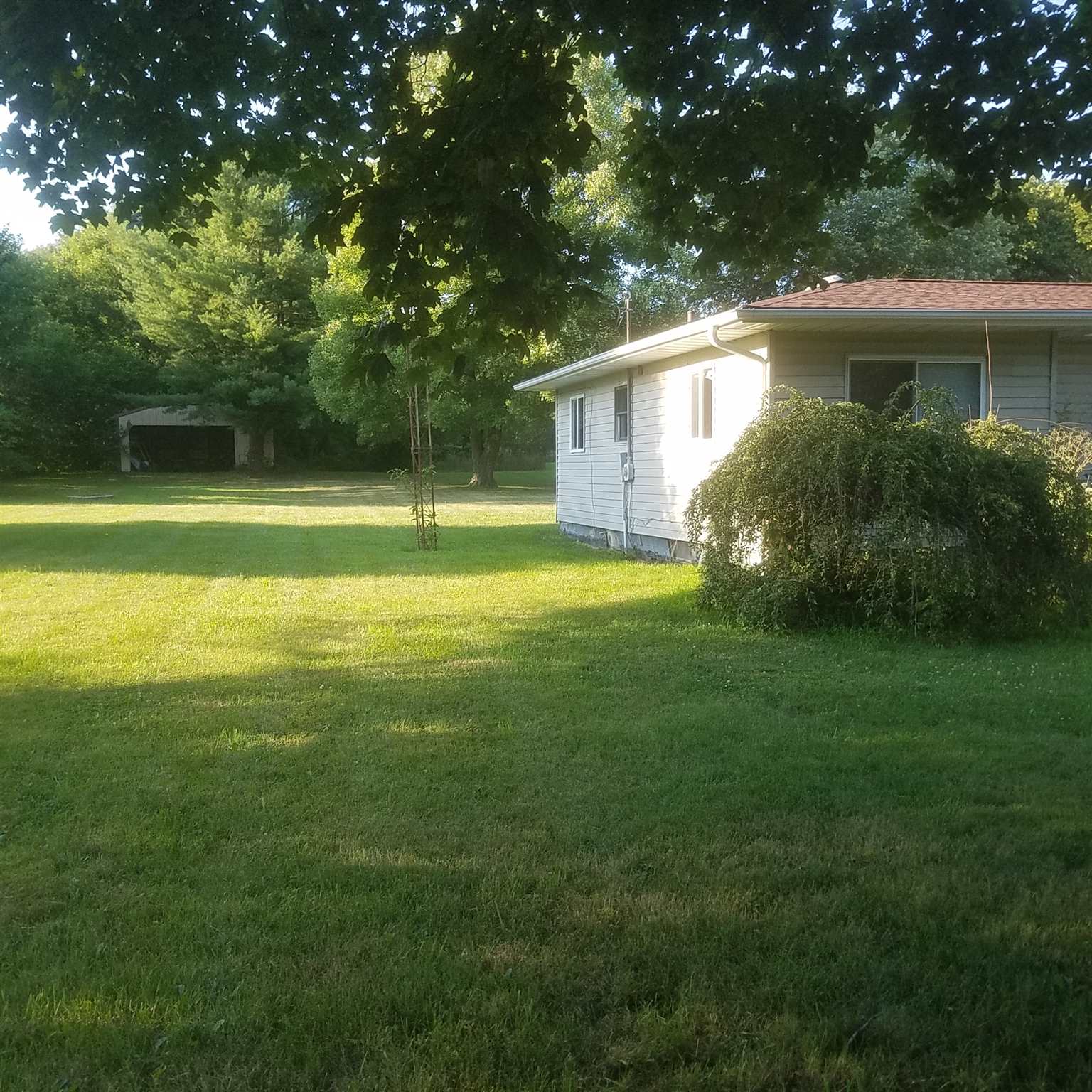 25165 Edison Road South Bend, IN 46628 - Photo 6 of 17