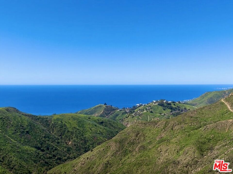 62 Tuna Canyon Road Topanga, CA 90290 - Photo 2 of 8 a view of ocean with green space