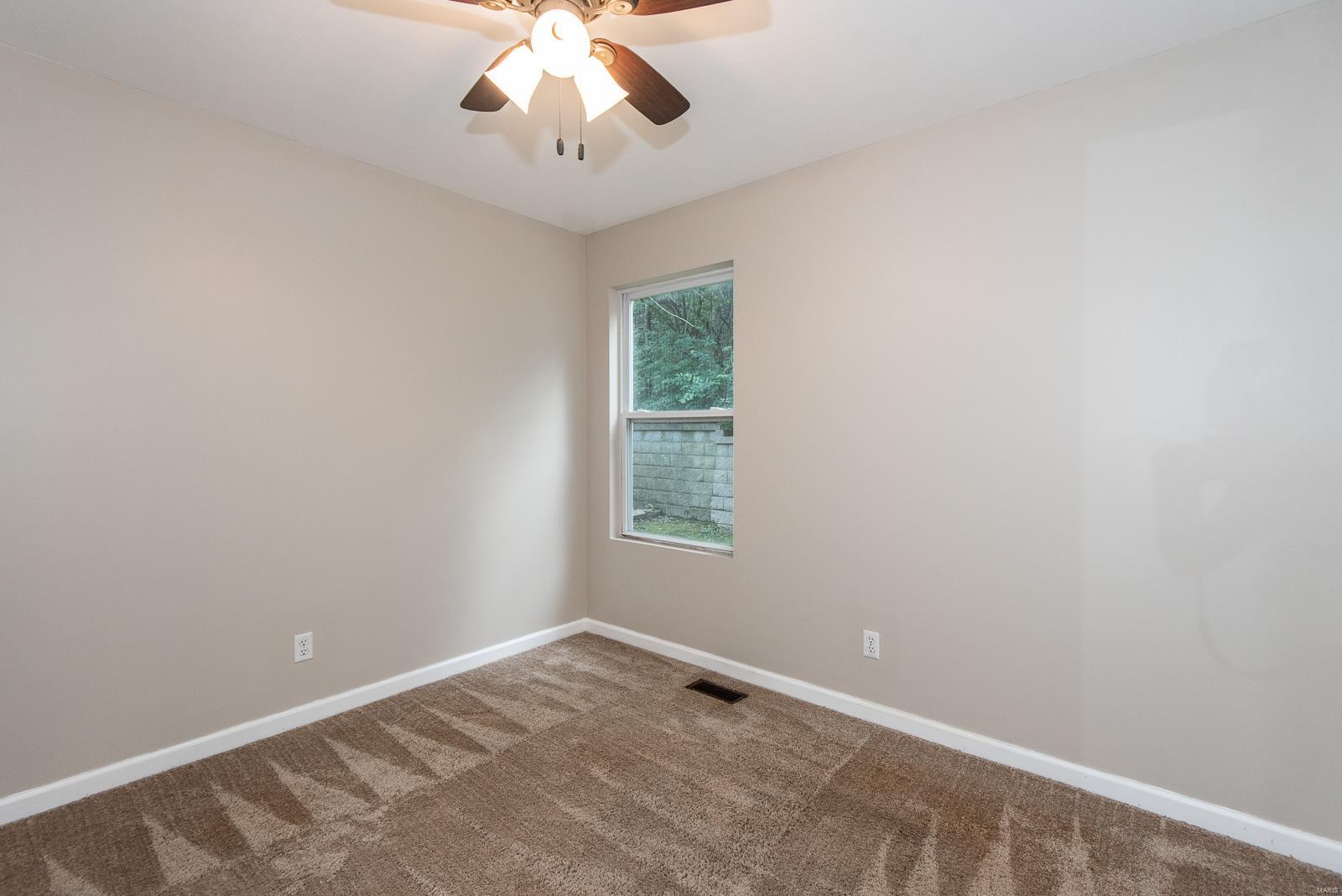 206 Cascade Terrace Drive Ballwin, MO 63021 - Photo 12 of 29 Gallery Image 12