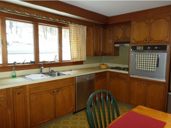 1738 Creek Road Castleton, VT 05743 - Photo 5 of 23 Gallery Image 5