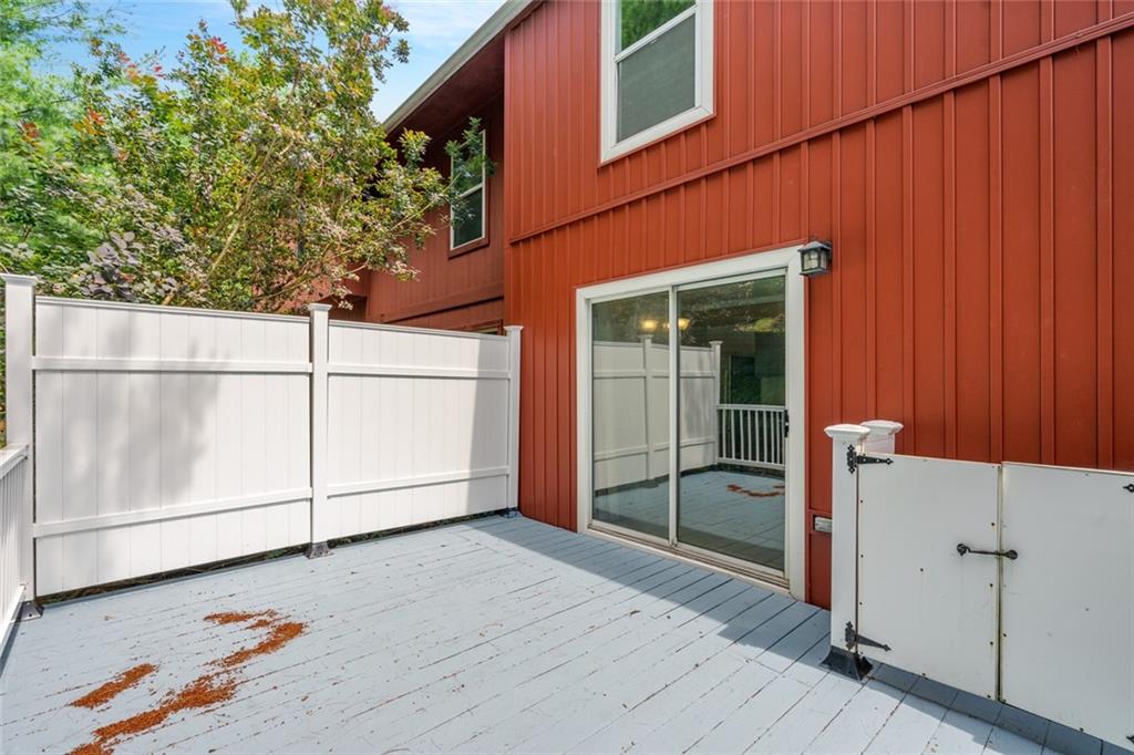 2003 Timber Trail Imperial, PA 15126 - Photo 12 of 18 view of a backyard