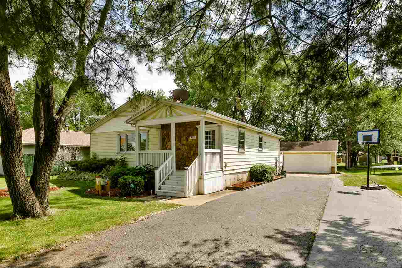 407 Pembroke Road Southwest Poplar Grove, IL 61065 - Photo 1 of 29 Gallery Image 1