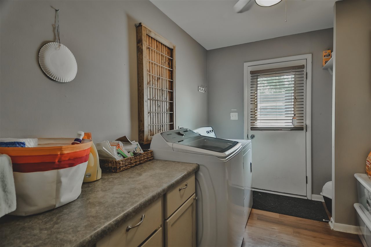 407 Pembroke Road Southwest Poplar Grove, IL 61065 - Photo 12 of 29 Gallery Image 12