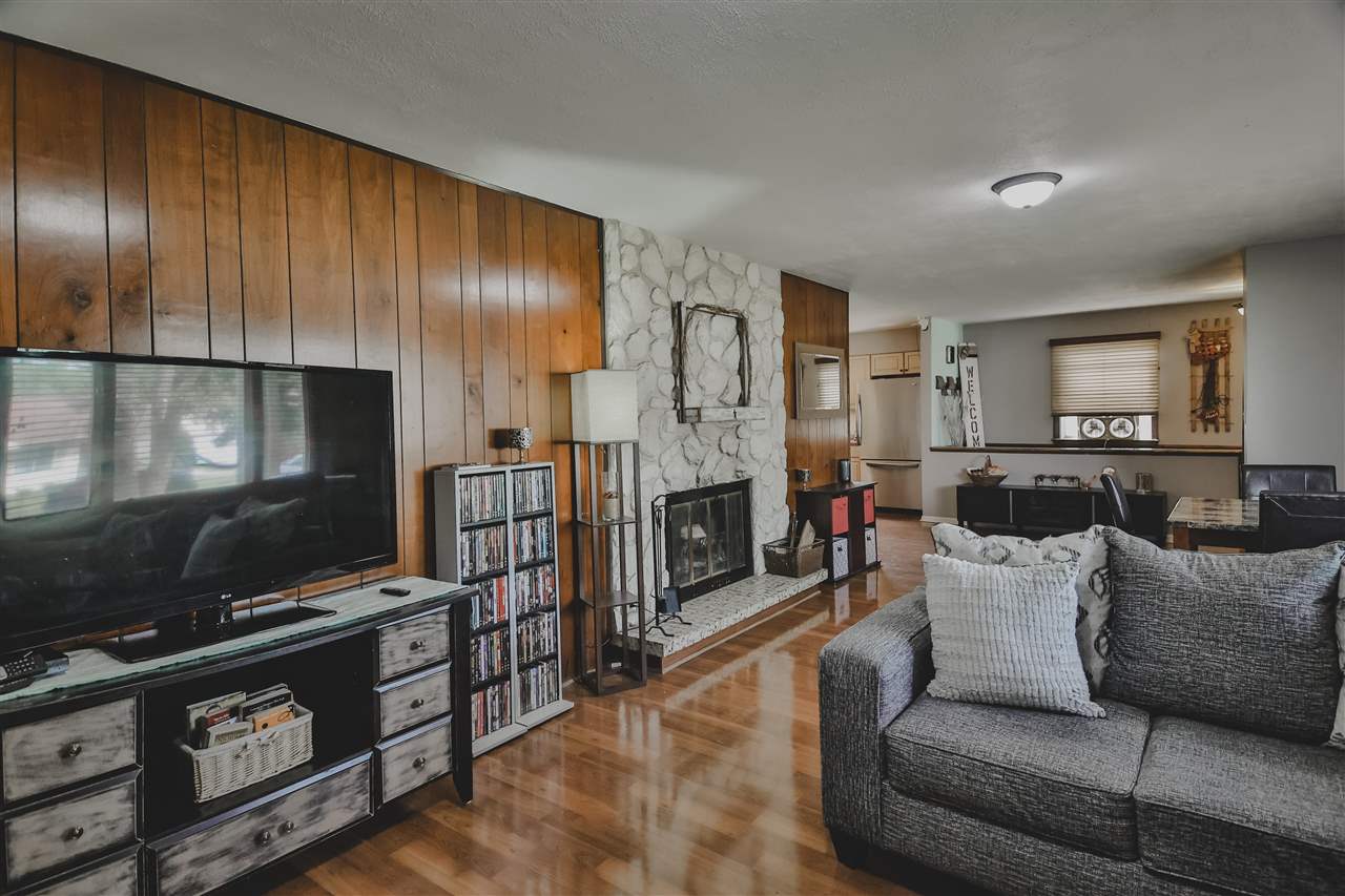 407 Pembroke Road Southwest Poplar Grove, IL 61065 - Photo 4 of 29 Gallery Image 4