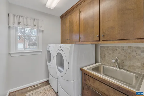 $713,000 | 124 Pelham Woods Circle, Waynesboro, VA 22980