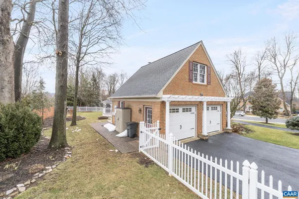 $713,000 | 124 Pelham Woods Circle, Waynesboro, VA 22980