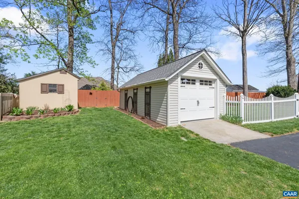 $713,000 | 124 Pelham Woods Circle, Waynesboro, VA 22980