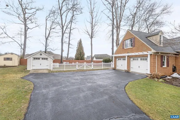 $713,000 | 124 Pelham Woods Circle, Waynesboro, VA 22980