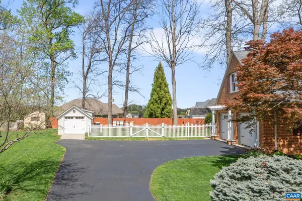 $713,000 | 124 Pelham Woods Circle, Waynesboro, VA 22980