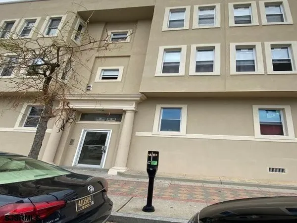 $2,450 | 33 South North Carolina Avenue, Unit 102, Atlantic City, NJ 08401