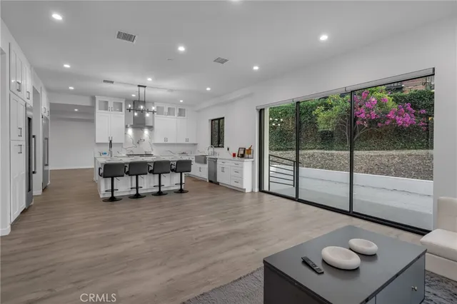 $14,000 | 5196 Orange Place, Los Angeles, CA 90008