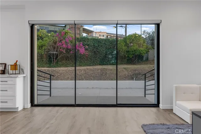 $14,000 | 5196 Orange Place, Los Angeles, CA 90008