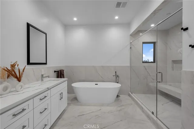 $14,000 | 5196 Orange Place, Los Angeles, CA 90008