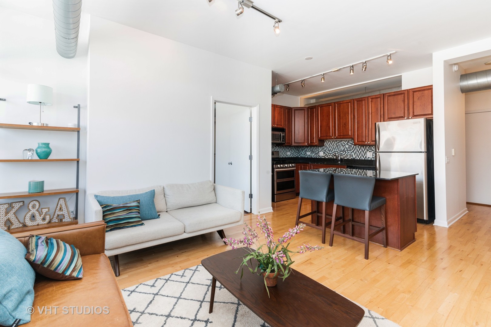 1200 West Monroe Street, Unit 412 Chicago, IL 60607 - Photo 3 of 20
