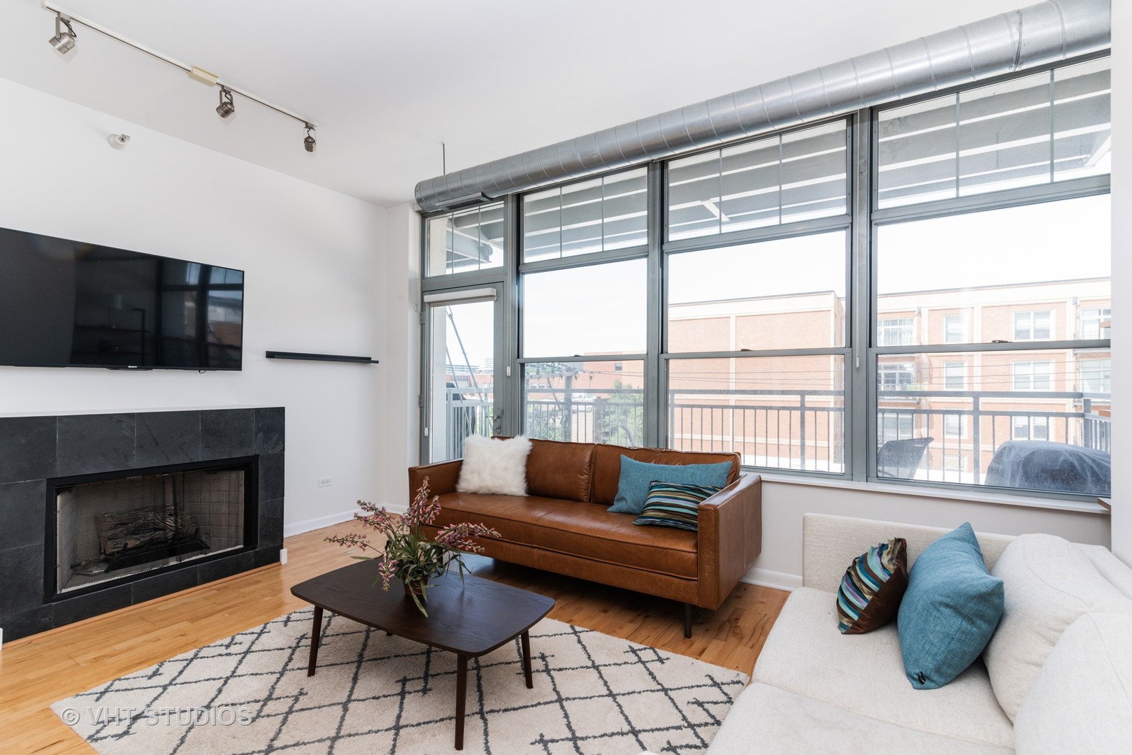 1200 West Monroe Street, Unit 412 Chicago, IL 60607 - Photo 4 of 20