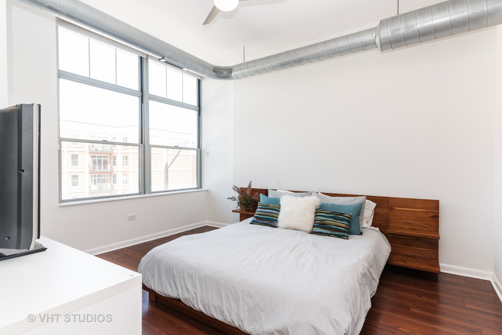 1200 West Monroe Street, Unit 412 Chicago, IL 60607 - Photo 8 of 20