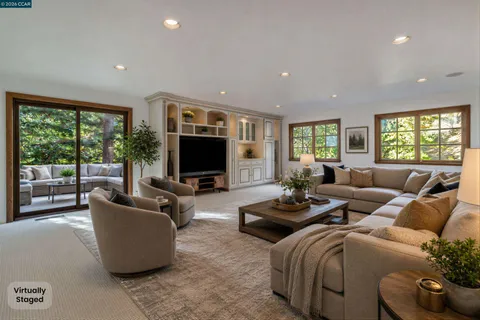 $3,700,000 | 74 Yarrow Valley Lane, Orinda, CA 94563