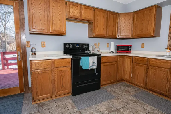 $199,900 | 470 West Wabasha Street, Winona, MN 55987