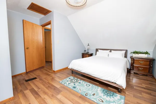 $199,900 | 470 West Wabasha Street, Winona, MN 55987