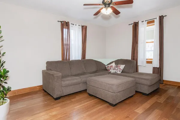 $199,900 | 470 West Wabasha Street, Winona, MN 55987