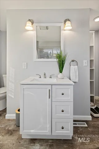 $359,900 | 2026 East 11th Twin Falls, Twin Falls, ID 83301