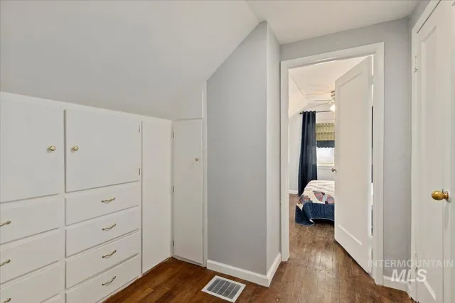 $359,900 | 2026 East 11th Twin Falls, Twin Falls, ID 83301