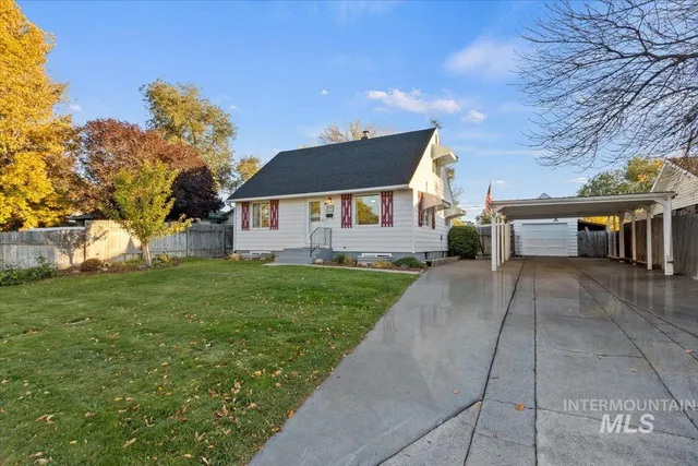 $359,900 | 2026 East 11th Twin Falls, Twin Falls, ID 83301