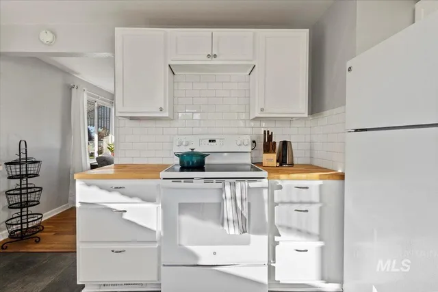 $359,900 | 2026 East 11th Twin Falls, Twin Falls, ID 83301