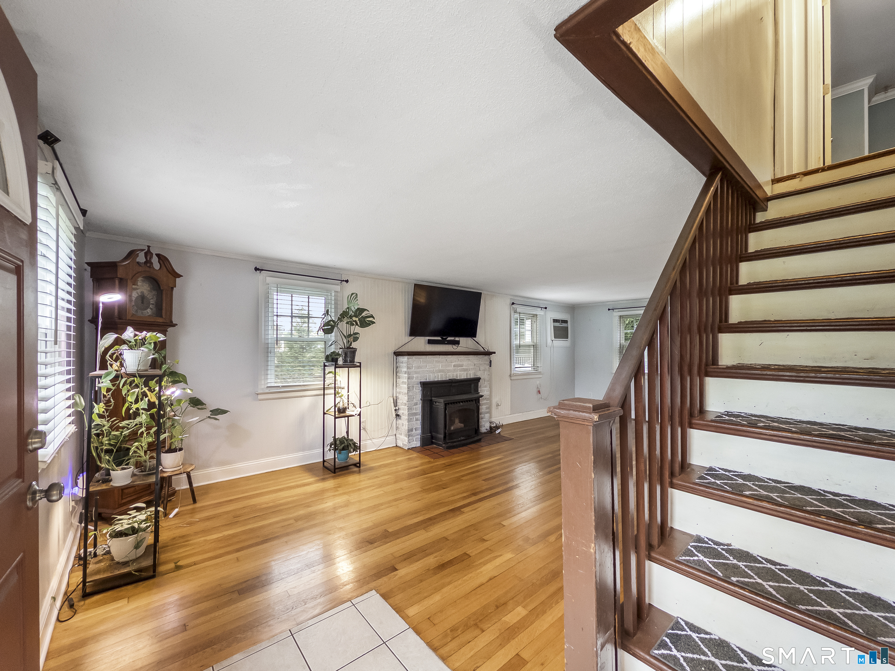 550 Forest Road North Branford, CT 06472 - Photo 12 of 29 Gallery Image 12