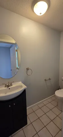 $2,650 | 241 Main Street, Unit 7, Salem, NH 03079