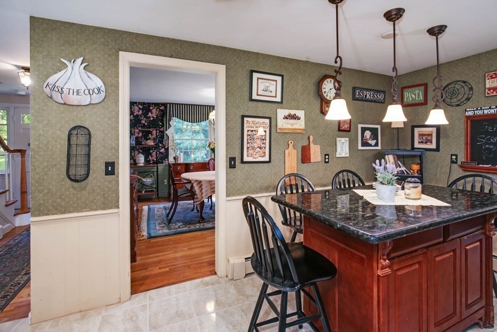 139 Walker Pond Road Sturbridge, MA 01566 - Photo 13 of 42 Gallery Image 13